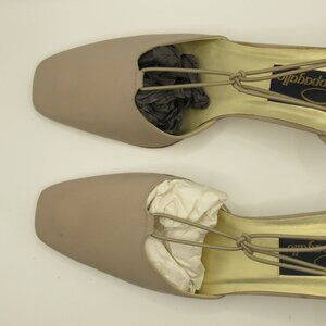 Papagallo taupe fabric 2 inch block heel 8.5N